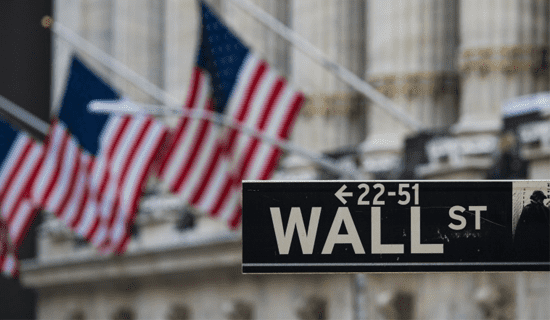 Las acciones caen tras el repunte de Wall Street