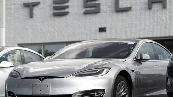 Marchés mitigés avant les données américaines