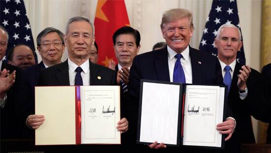 Le président américain Donald Trump a nié l'annulation d'un accord commercial avec la Chine.
